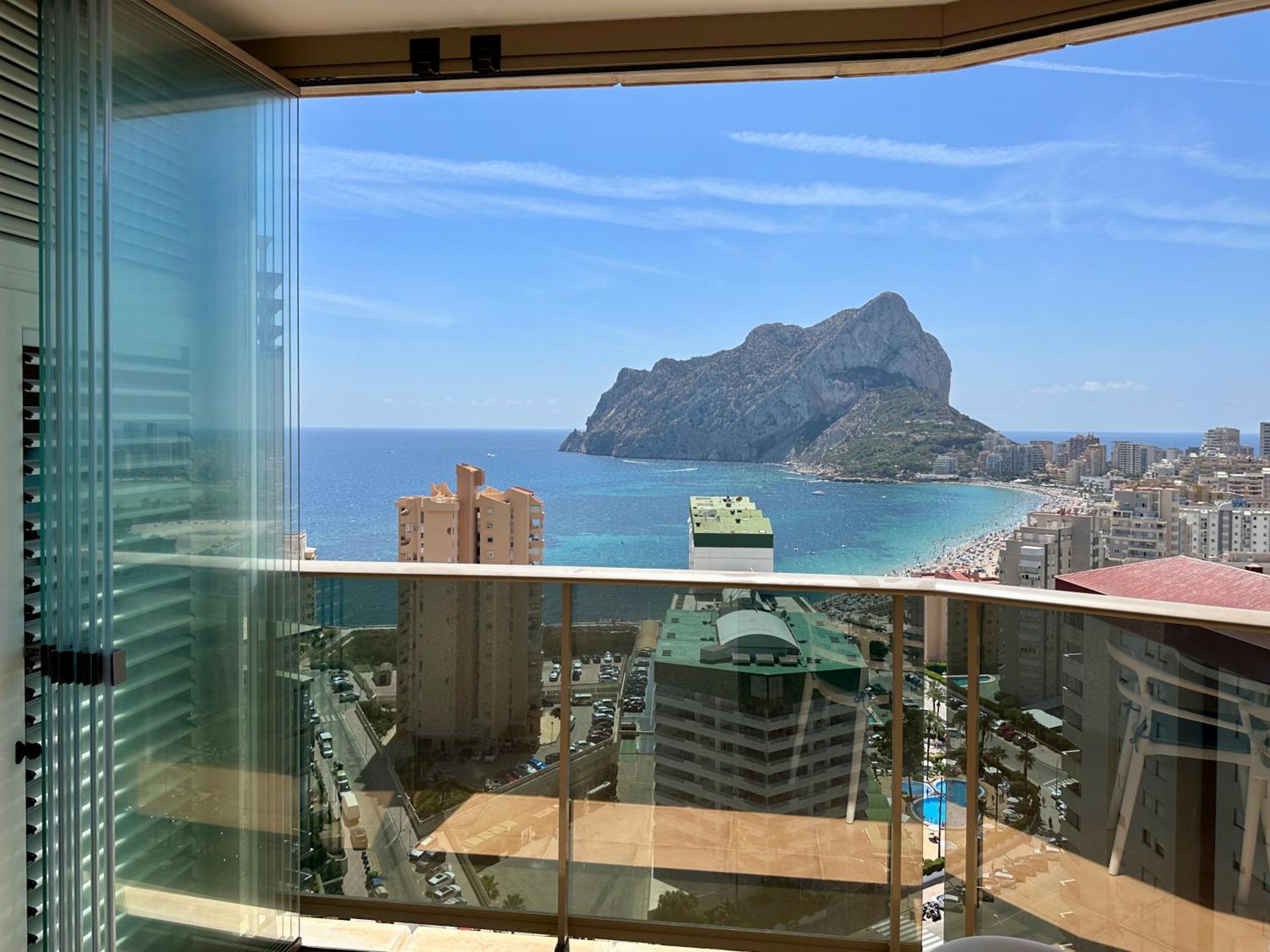 Clubrent - Esmeralda Suites 21º Piso Calpe Luaran gambar